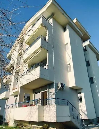 아파트 Radhima Seaside With Free Parking 오리쿰